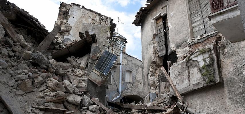 How to Prepare for an Earthquake: Expert Tips and Advice - Benebomo